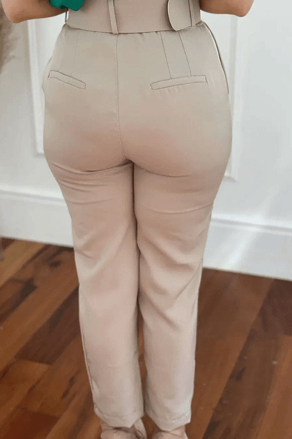 Calça Cenoura Cinto Encapado Bege